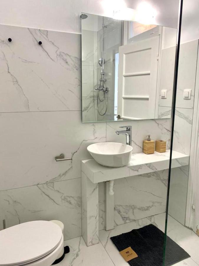 Modern 3Br Maisonette With Garden 10 Min From Acropolis 아테네 외부 사진