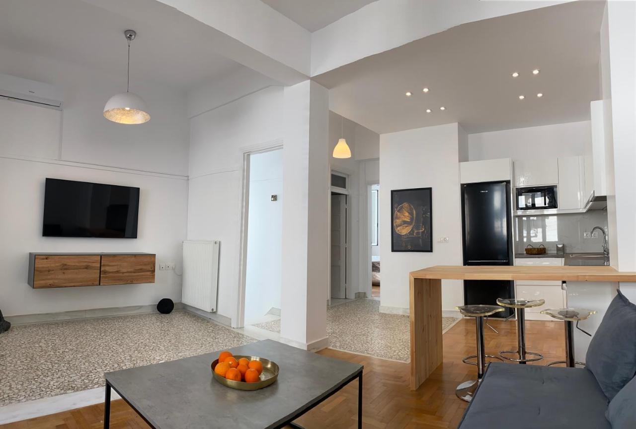 Modern 3Br Maisonette With Garden 10 Min From Acropolis 아테네 외부 사진